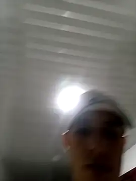 Snapshot of lacone1028 chatting on February 2026 07:01:02 AM lacone1028 online show from February 2026 07:01:02 AM