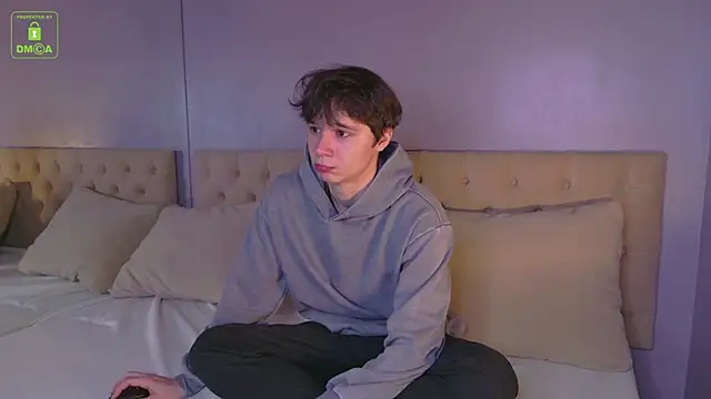 AnthonyHall online show from November 2025 04:45:02 AM