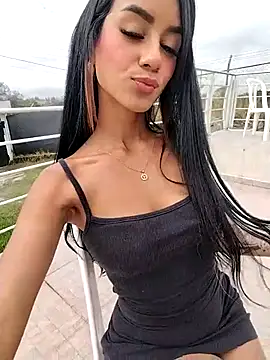 Juliana Xander online show from November 2025 02:07:01 PM