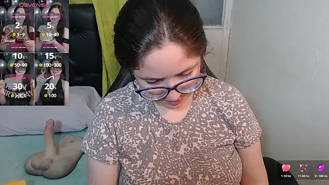 KrystalAdams online show from March 2026 01:39:01 PM