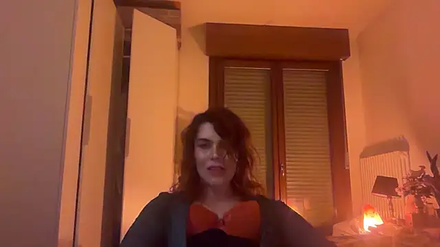 Snapshot of refem9 chatting on March 2026 10:58:02 PM refem9 online show from March 2026 10:58:02 PM