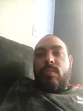 jfgustavo001 online show from February 2026 05:33:01 PM