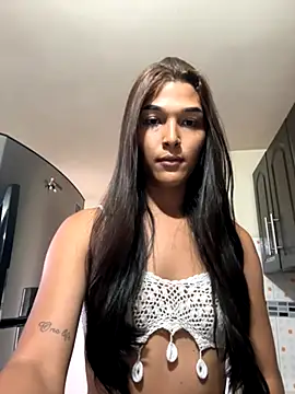 Snapshot of love_megann chatting on October 2025 03:34:01 PM love megann online show from October 2025 03:34:01 PM