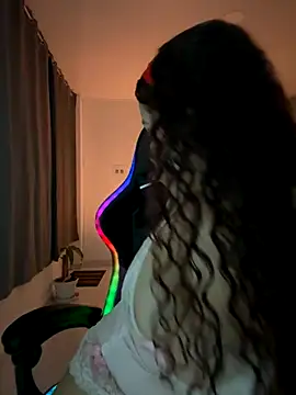 Snapshot of 18_salo chatting on October 2025 04:13:02 AM 18 salo online show from October 2025 04:13:02 AM