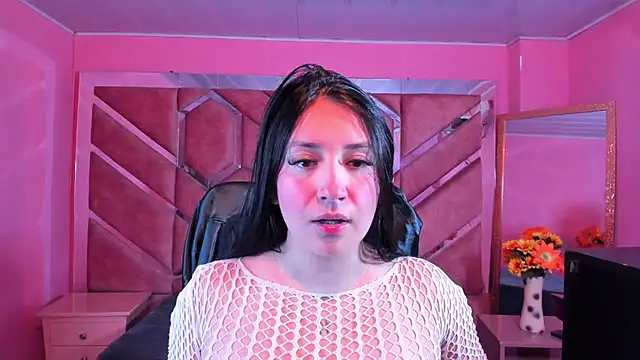 Snapshot of Miha_Cute chatting on April 2026 04:02:02 AM Miha Cute online show from April 2026 04:02:02 AM