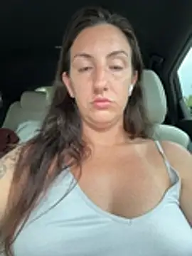 Snapshot of sweetsirenn chatting on November 2025 12:50:02 PM sweetsirenn online show from November 2025 12:50:02 PM