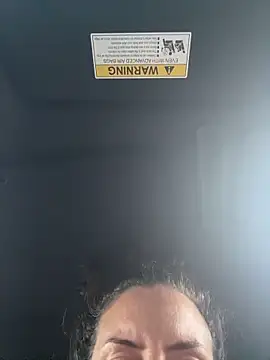 Snapshot of sweetsirenn chatting on March 2026 01:37:02 PM sweetsirenn online show from March 2026 01:37:02 PM