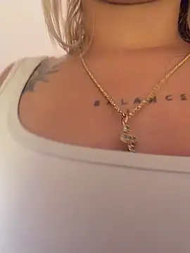 Snapshot of Becca_Johnson_u chatting on February 2026 02:59:02 AM Becca Johnson u online show from February 2026 02:59:02 AM