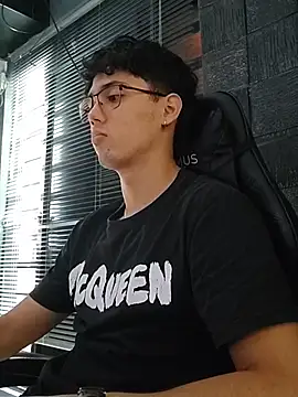 jacobs shelby online show from November 2025 01:33:02 PM