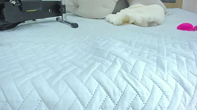 juliette pretty  online show from November 2025 07:13:02 PM