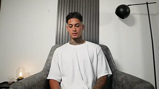 AxelVilla  online show from October 2025 09:06:01 PM