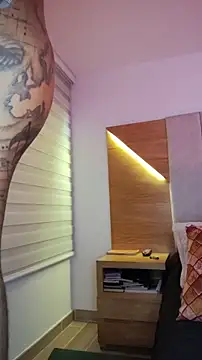 Snapshot of David_tatto1 chatting on November 2025 02:22:02 AM David tatto1 online show from November 2025 02:22:02 AM