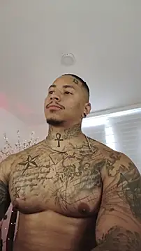 Snapshot of David_tatto1 chatting on November 2025 07:07:02 PM David tatto1 online show from November 2025 07:07:02 PM