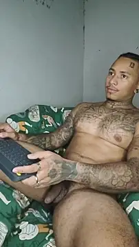 Snapshot of David_tatto1 chatting on March 2026 03:11:02 AM David tatto1 online show from March 2026 03:11:02 AM