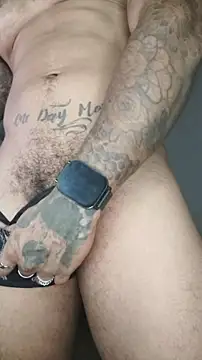 Snapshot of David_tatto1 chatting on April 2026 06:14:02 AM David tatto1 online show from April 2026 06:14:02 AM