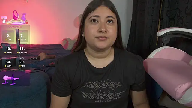 Gaby  Howards online show from November 2025 06:41:04 PM