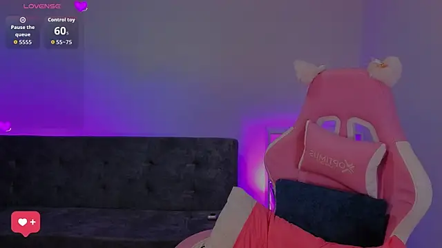 Snapshot of Gaby__Howards chatting on April 2026 07:01:02 PM Gaby Howards online show from April 2026 07:01:02 PM