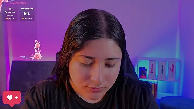 Snapshot of Gaby__Howards chatting on April 2026 07:07:01 PM Gaby Howards online show from April 2026 07:07:01 PM