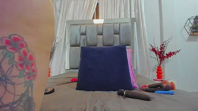 milfhorny 69 online show from January 2026 11:37:02 AM