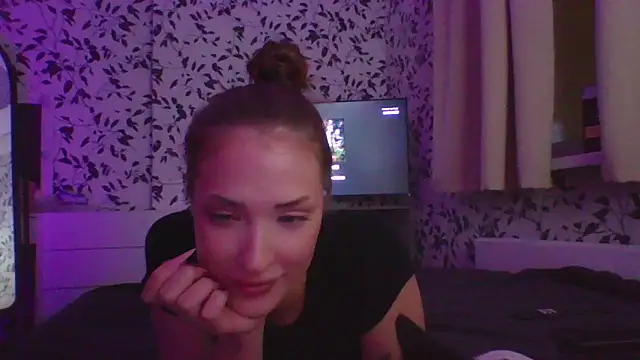 SPICY KIM online show from November 2025 02:17:01 PM