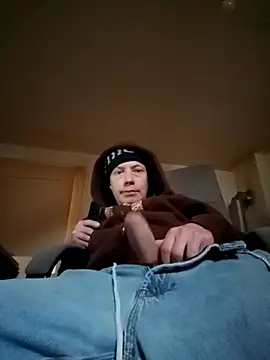 Snapshot of skateboy78 chatting on November 2025 10:02:02 AM skateboy78 online show from November 2025 10:02:02 AM