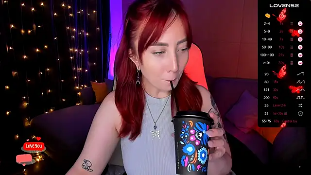 Snapshot of deboramoore chatting on November 2025 02:11:01 AM deboramoore online show from November 2025 02:11:01 AM