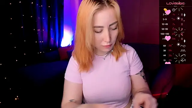 Snapshot of deboramoore chatting on June 2026 02:00:01 AM deboramoore online show from June 2026 02:00:01 AM