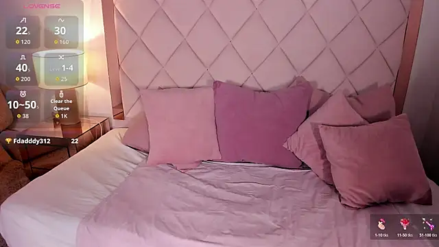 Snapshot of anabelle_clark chatting on April 2026 01:41:02 PM anabelle clark online show from April 2026 01:41:02 PM