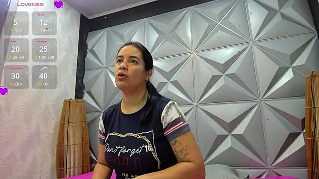 GreciaFox1 online show from November 2025 11:11:01 AM