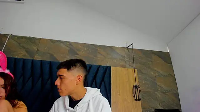 Snapshot of Emma_Valencia_001 chatting on October 2025 07:23:01 PM Emma Valencia 001 online show from October 2025 07:23:01 PM