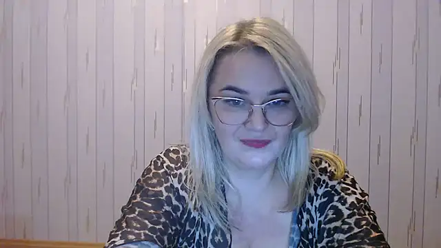 EleanoraDream online show from November 2025 01:55:01 PM