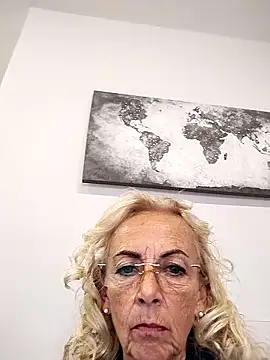 clarabell4 online show from September 2025 08:16:02 AM