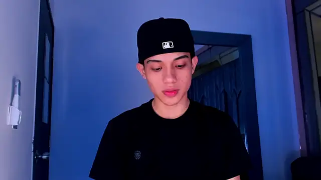 Sebax Young online show from February 2026 08:18:02 PM