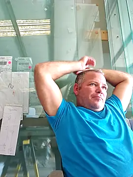 cubanitofeliz40 online show from November 2025 08:10:01 PM