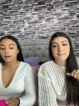 nicolexxaleja online show from January 2026 09:05:02 PM