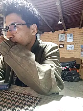 Snapshot of LecheDeSoya666 chatting on October 2025 03:37:01 AM LecheDeSoya666 online show from October 2025 03:37:01 AM