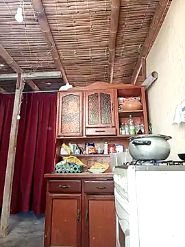 LecheDeSoya666 online show from November 2025 06:40:02 PM