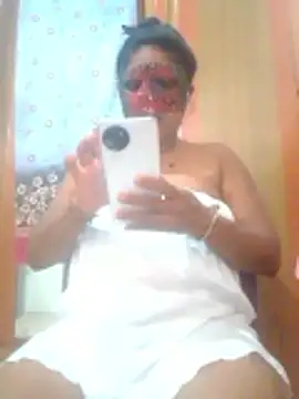 Snapshot of boosypussy chatting on April 2026 07:52:01 AM boosypussy online show from April 2026 07:52:01 AM