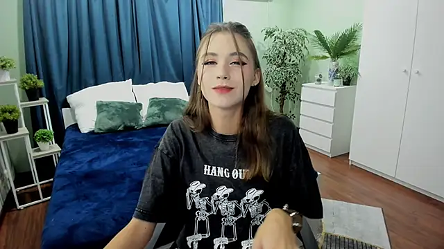 Snapshot of EllaCurtis chatting on September 2025 11:04:02 AM EllaCurtis online show from September 2025 11:04:02 AM