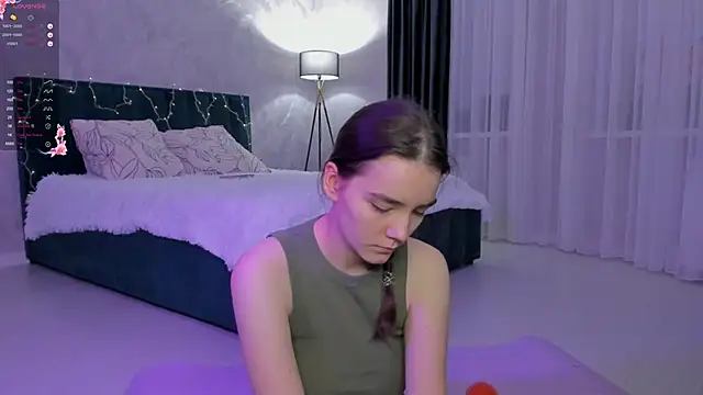 sweete chantal online show from September 2025 05:07:02 PM