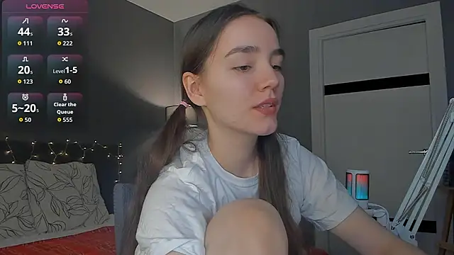 Snapshot of sweete_chantal chatting on March 2026 10:49:01 PM sweete chantal online show from March 2026 10:49:01 PM