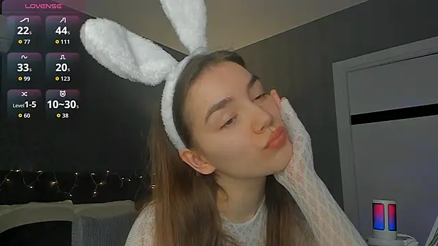 Snapshot of sweete_chantal chatting on April 2026 08:17:01 PM sweete chantal online show from April 2026 08:17:01 PM