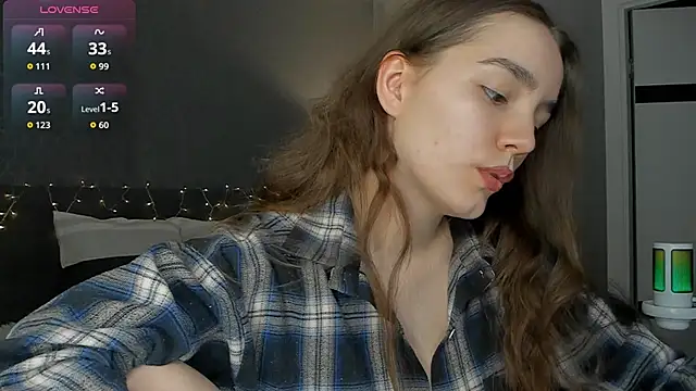 Snapshot of sweete_chantal chatting on April 2026 07:17:02 PM sweete chantal online show from April 2026 07:17:02 PM