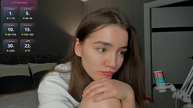 Snapshot of sweete_chantal chatting on April 2026 07:27:02 PM sweete chantal online show from April 2026 07:27:02 PM