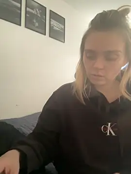 Snapshot of Star-36 chatting on September 2025 11:26:01 AM Star-36 online show from September 2025 11:26:01 AM