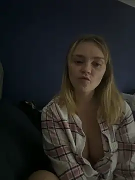 Snapshot of Star-36 chatting on October 2025 08:48:01 AM Star-36 online show from October 2025 08:48:01 AM