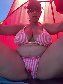 Snapshot of sexy_tettona chatting on June 2026 11:05:01 AM sexy tettona online show from June 2026 11:05:01 AM