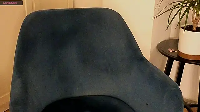 NoFace Model online show from October 2025 05:11:02 PM