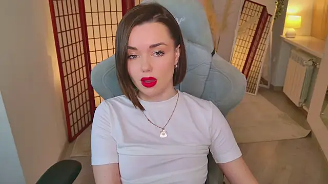 Snapshot of AvaFlower chatting on November 2025 03:55:01 PM AvaFlower online show from November 2025 03:55:01 PM