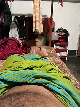 jakaksiaj online show from April 2026 06:38:02 PM